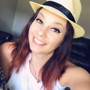 Meet your Posher, Heidi